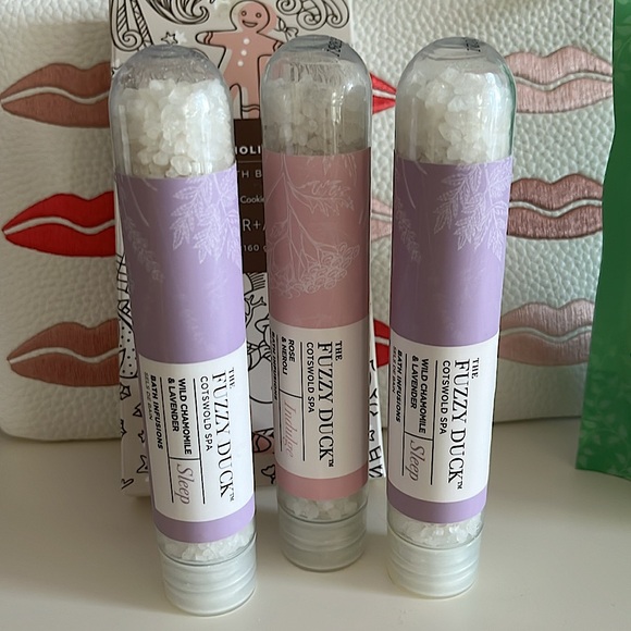 Ultimate Rest & Rejuvenate Beauty Bath Kit with Travel Bag! - Picture 5 of 10